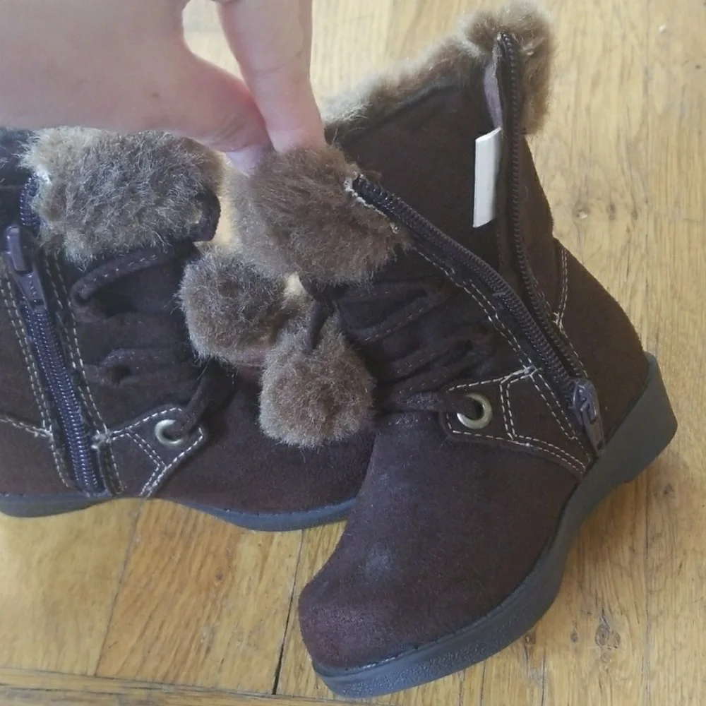 Wonder Kids Toddler Girls Brown Faux Fur Pom Pom Winter Boots Size 6M